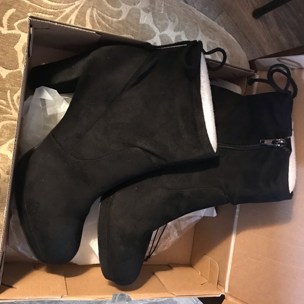 Worthington Black Booties Size 11